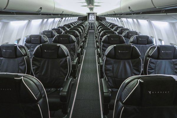 1-56-seats-corporate-jet-Boeing-737